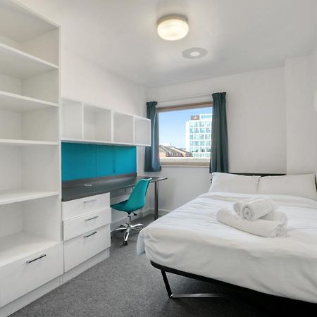 Bright & Central Room In Luton, Sleeps 2 Luton  Extérieur photo