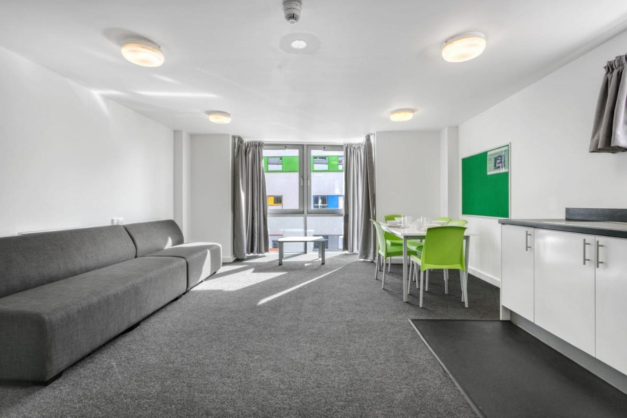 Bright & Central Room In Luton, Sleeps 2 Luton  Extérieur photo