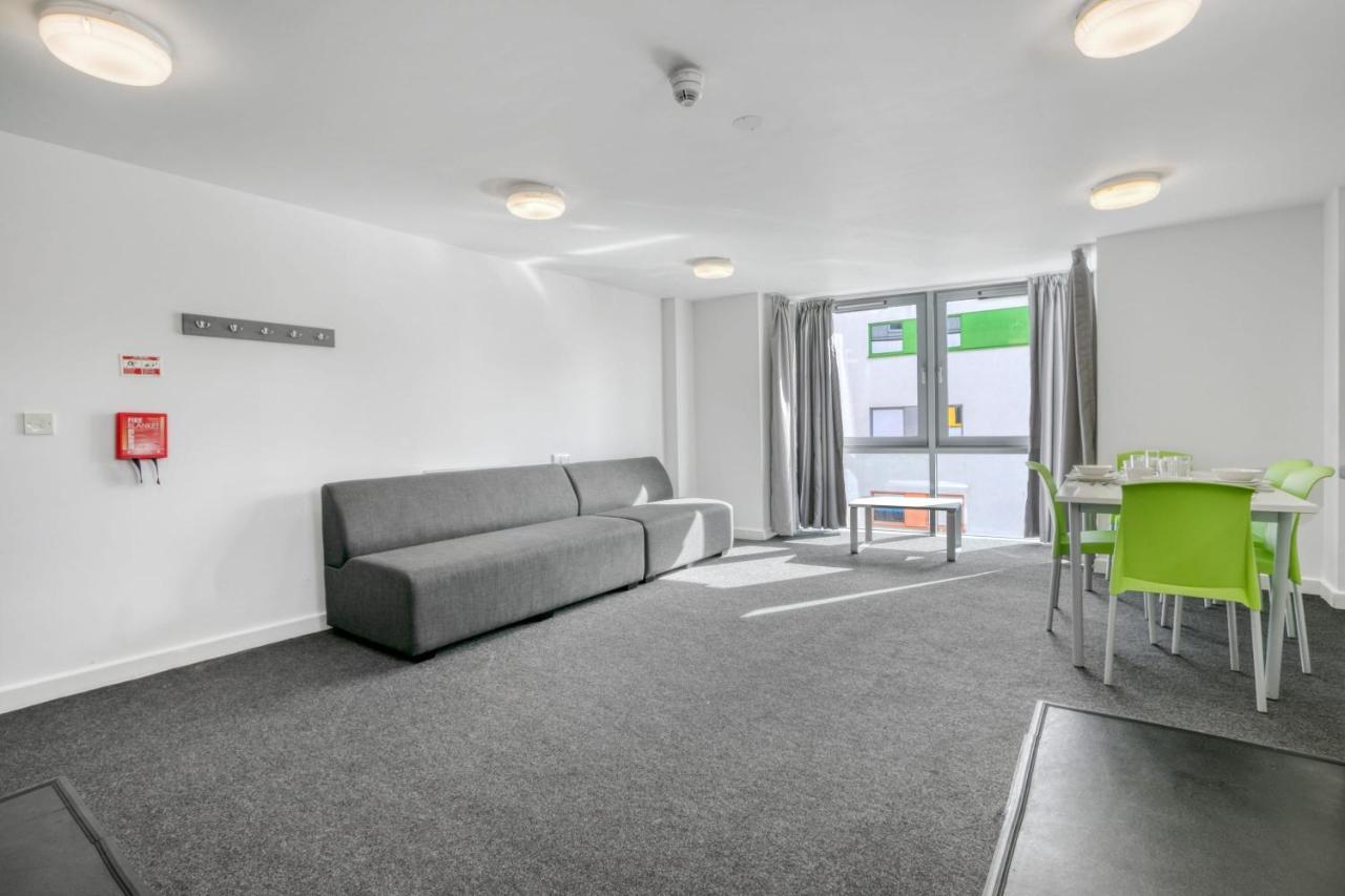 Bright & Central Room In Luton, Sleeps 2 Luton  Extérieur photo