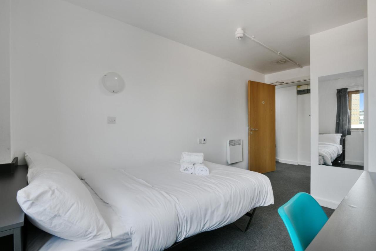 Bright & Central Room In Luton, Sleeps 2 Luton  Extérieur photo